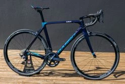 VELO ROUTE BASSO DIAMANTE PATINS ULTEGRA RECONDITIONNÉ 2021