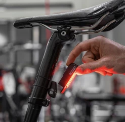 LUMIERE LEZYNE STRIP DRIVE AR -Tous Les Vélos Soldes capture d ecran 2022 09 16 a 17 21 42