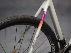 STICKERS DE PROTECTION DYEDBRO VIDEO TAPE -Tous Les Vélos Soldes video tape 4 1024x1024 2x